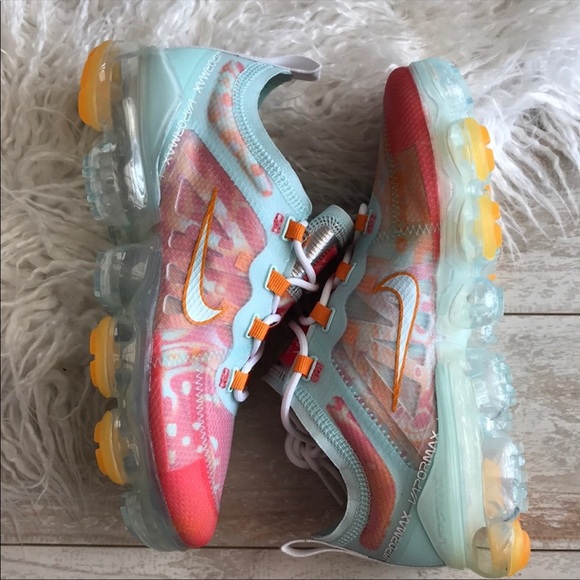 NWT Nike Air Vapormax Flyknit - Picture 8 of 8